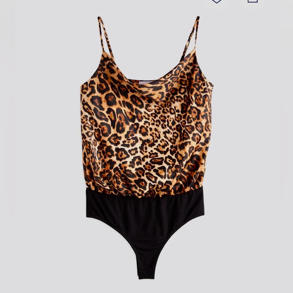 NWT Gilli Women’s Leopard Print Surplice Neck Bodysuit - Size Large